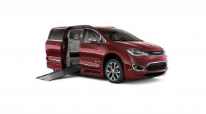 Chrysler Pacifica BraunAbility 2017 года
